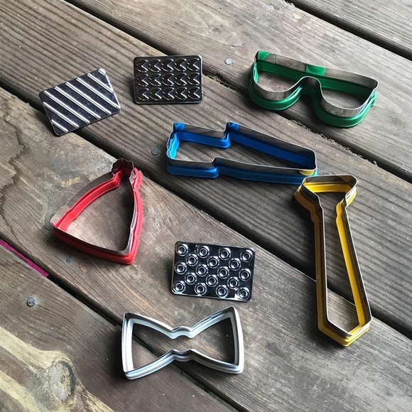 8 Band of Outsiders x Neiman Marcus Cookie Cutters - Picture 2 of 2